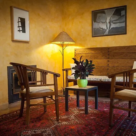 Hotel Petit Alaro