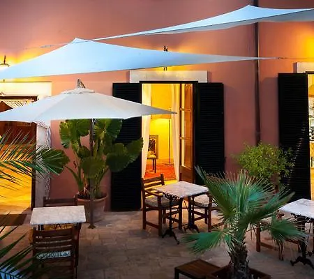Hotell Petit 3*