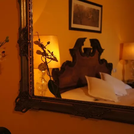 Hotel Petit